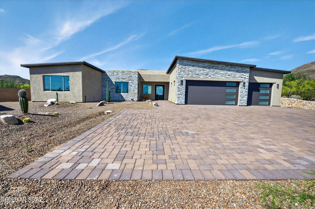 4940 W Dove Nest Place, Marana, AZ 85658