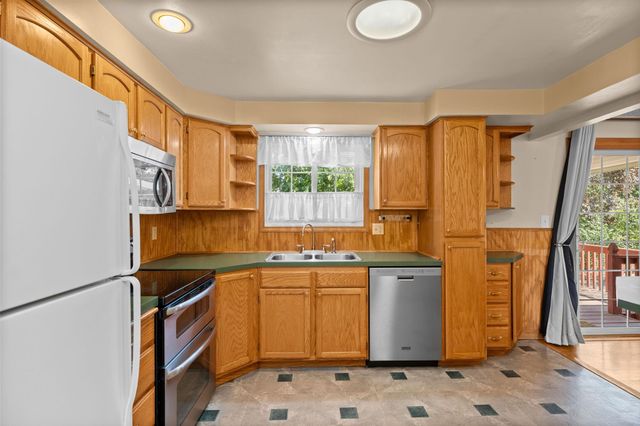 6628 N AUDUBON St, Spokane, WA 99208