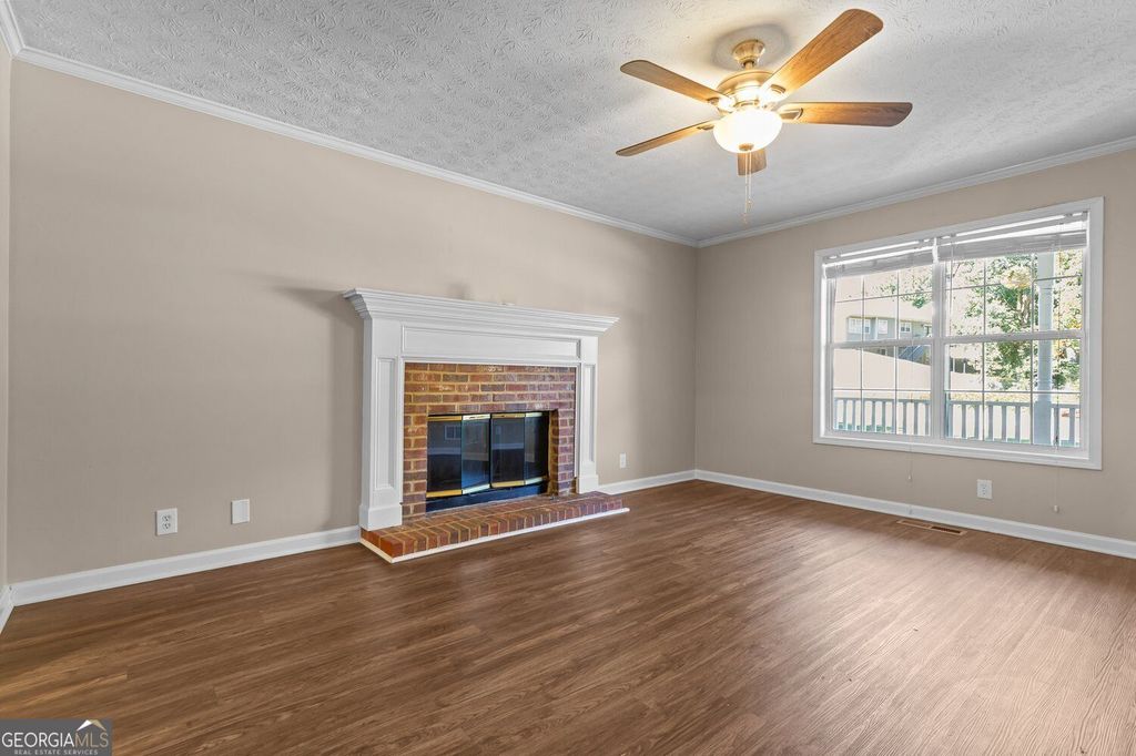 424 Spring Falls Drive, Lawrenceville, GA 30045 — photo 4