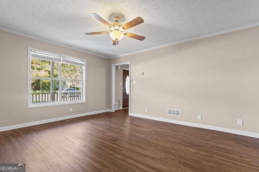 424 Spring Falls Drive, Lawrenceville, GA 30045 — photo 5