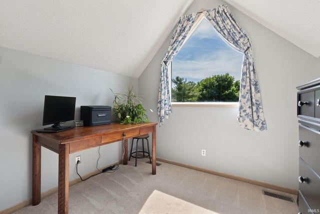 5616 Quail Canyon Drive, Fort Wayne, IN 46835