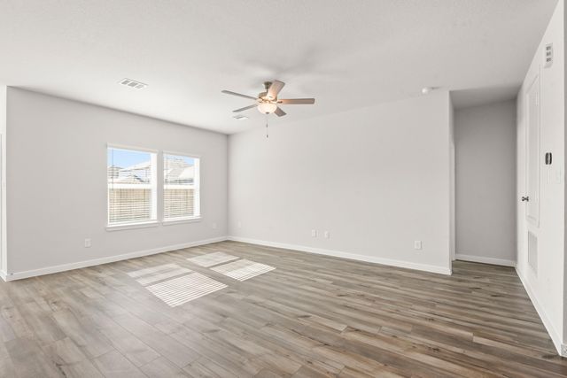 11019 Youngquist Drive, Mont Belvieu, TX 77535