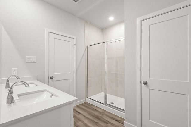 11019 Youngquist Drive, Mont Belvieu, TX 77535