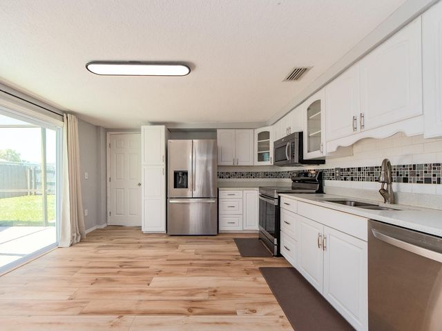 3645 OVERLAND, Holiday, FL 34691