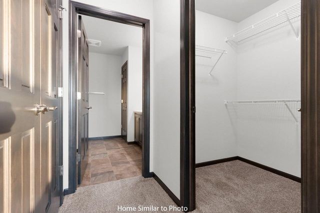 1719 BETTY JEAN LANE, Green Bay, WI 54313