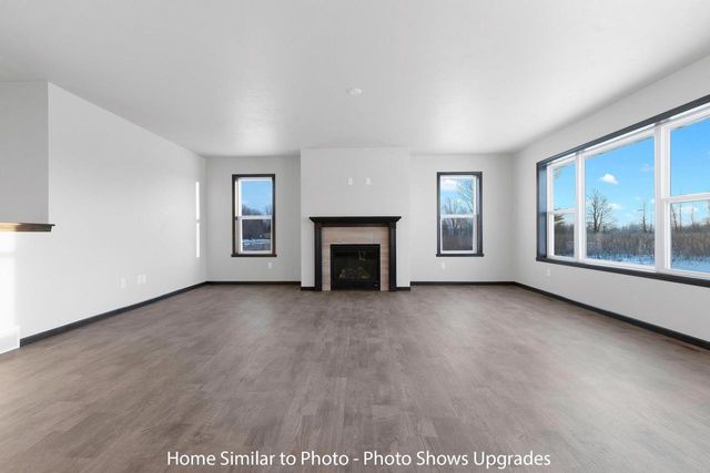 1719 BETTY JEAN LANE, Green Bay, WI 54313