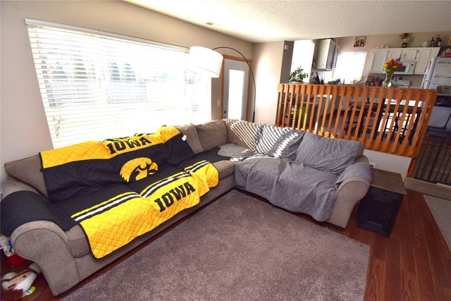 1304 9th Avenue Place SE, Altoona, IA 50009