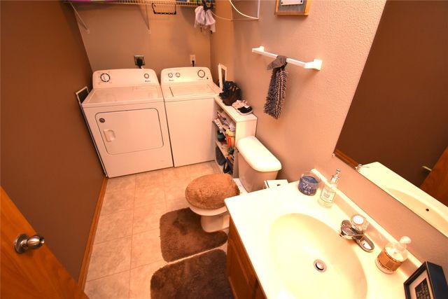 1304 9th Avenue Place SE, Altoona, IA 50009