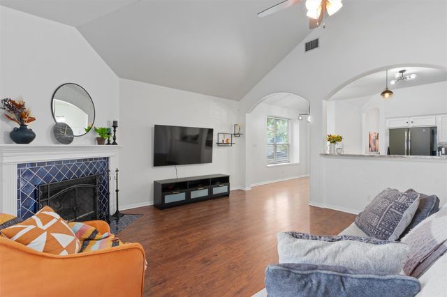 902 Lavender CV, Pflugerville, TX 78660