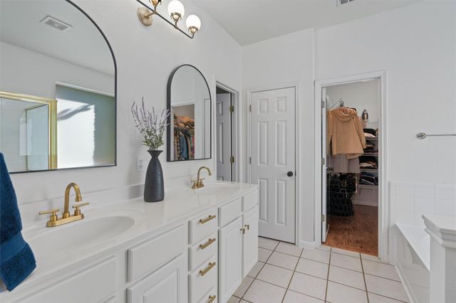 902 Lavender CV, Pflugerville, TX 78660