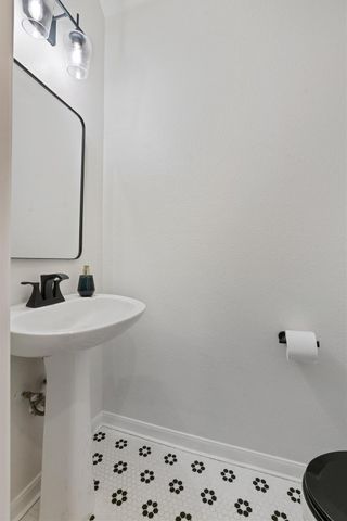 902 Lavender CV, Pflugerville, TX 78660