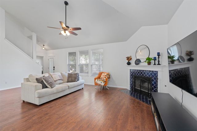 902 Lavender CV, Pflugerville, TX 78660