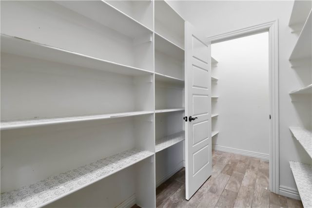 775 Via Lucca Avenue, Tontitown, AR 72762