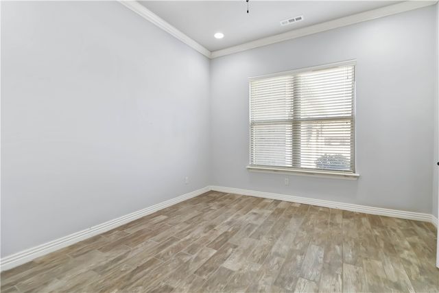 775 Via Lucca Avenue, Tontitown, AR 72762