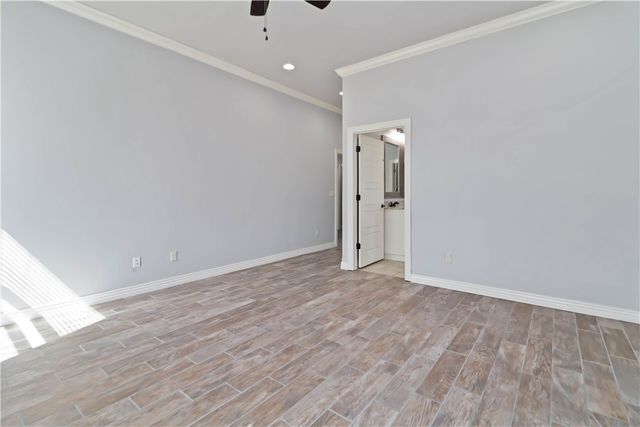 775 Via Lucca Avenue, Tontitown, AR 72762