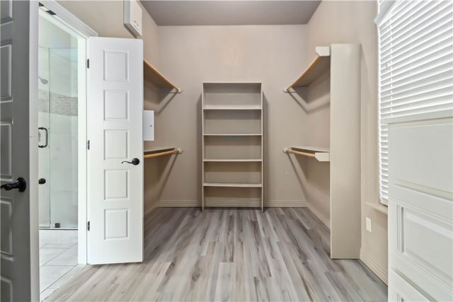 775 Via Lucca Avenue, Tontitown, AR 72762