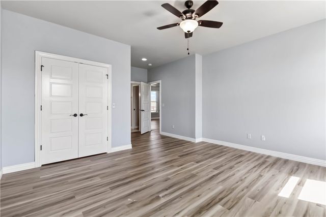 775 Via Lucca Avenue, Tontitown, AR 72762