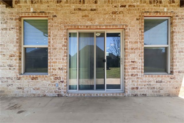 775 Via Lucca Avenue, Tontitown, AR 72762