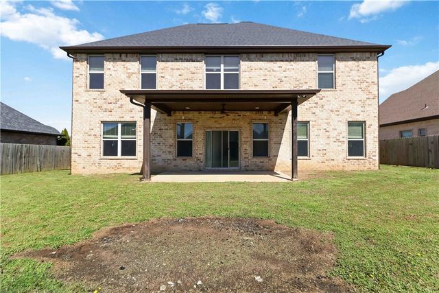 775 Via Lucca Avenue, Tontitown, AR 72762