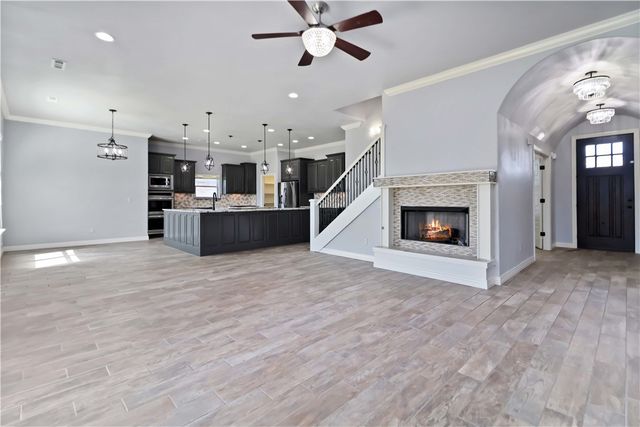 775 Via Lucca Avenue, Tontitown, AR 72762