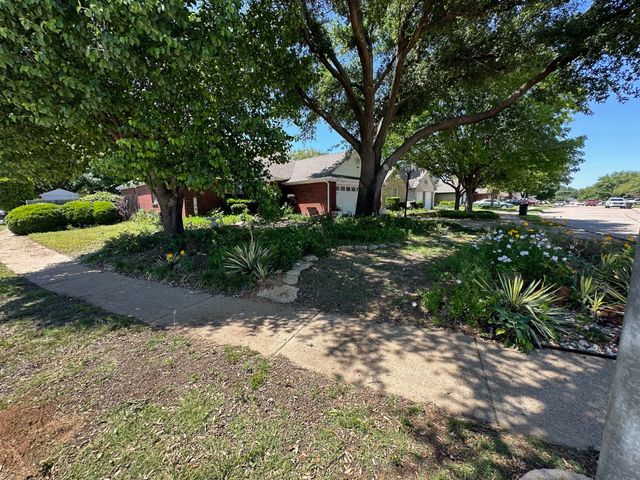 1216 Princeton Place, Euless, TX 76040
