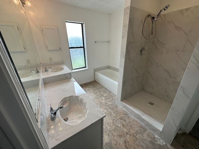 1216 Princeton Place, Euless, TX 76040