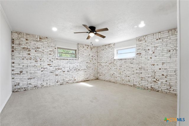 256 Dixie Lane, Victoria, TX 77904