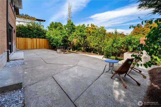 4114 48th Avenue S, Seattle, WA 98118