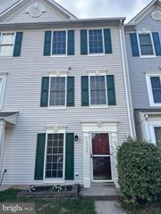 43539 KIPLINGTON SQ, Chantilly, VA 20152