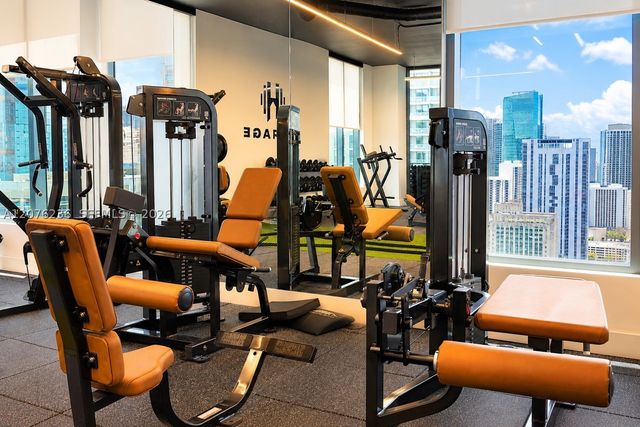 121 NE 5th St 3712, Miami, FL 33132