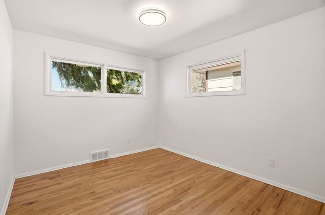 822 E GARLAND Ave, Spokane, WA 99207