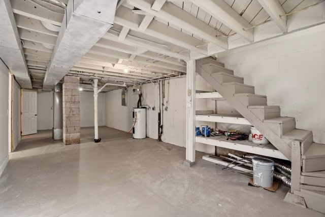 822 E GARLAND Ave, Spokane, WA 99207