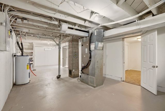 822 E GARLAND Ave, Spokane, WA 99207