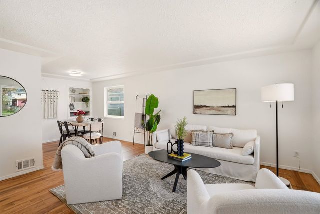 822 E GARLAND Ave, Spokane, WA 99207