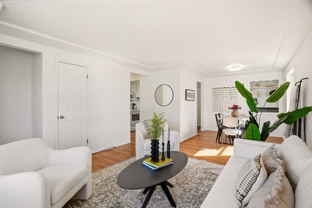 822 E GARLAND Ave, Spokane, WA 99207