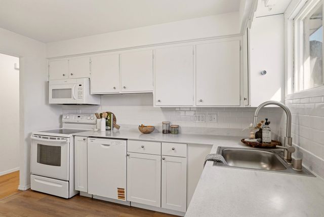 822 E GARLAND Ave, Spokane, WA 99207