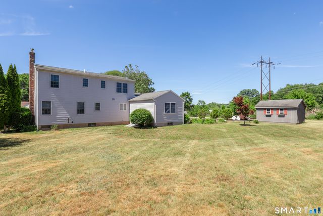 23 Sara Circle, North Haven, CT 06473
