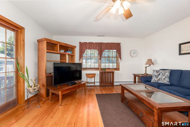 23 Sara Circle, North Haven, CT 06473