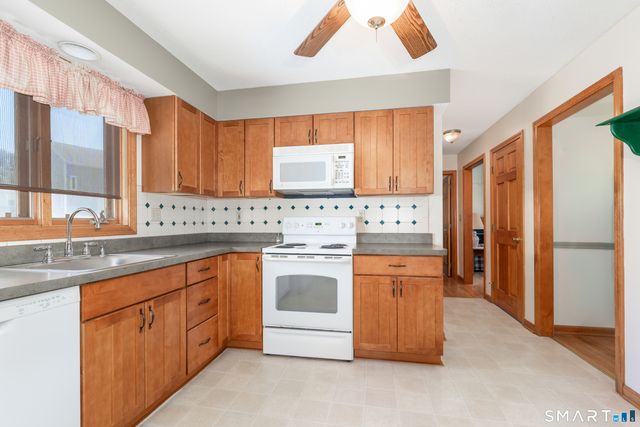 23 Sara Circle, North Haven, CT 06473