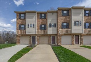 127 Forest Dr, Seven Fields Boro, PA 16046
