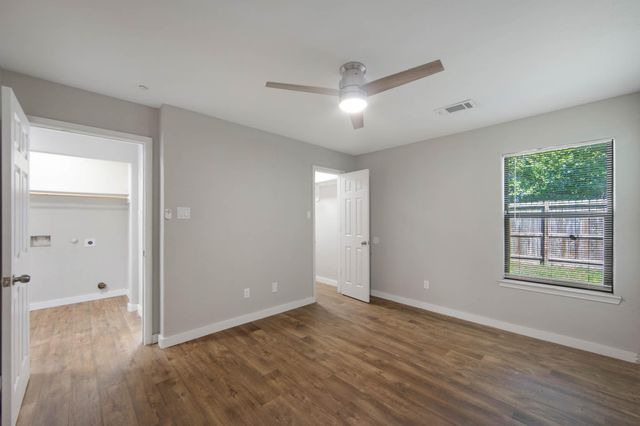 2937 La Estancia Lane, Houston, TX 77093