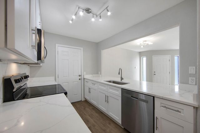 2937 La Estancia Lane, Houston, TX 77093
