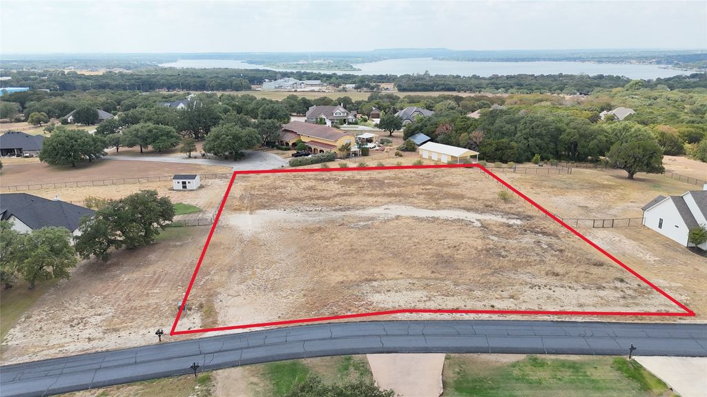 157 Helton Drive, Granbury, TX 76049 — photo 2