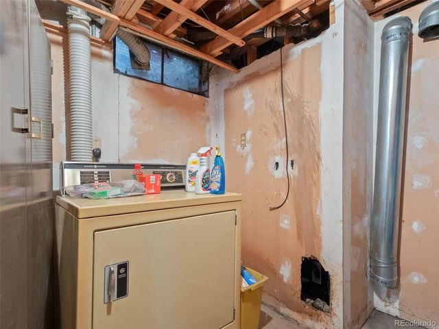 275 S Ivy St, Denver, CO 80224