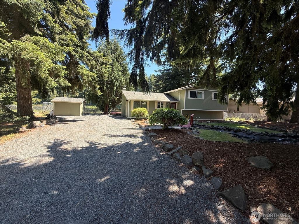 31219 62nd Avenue Ct S, Roy, WA 98580