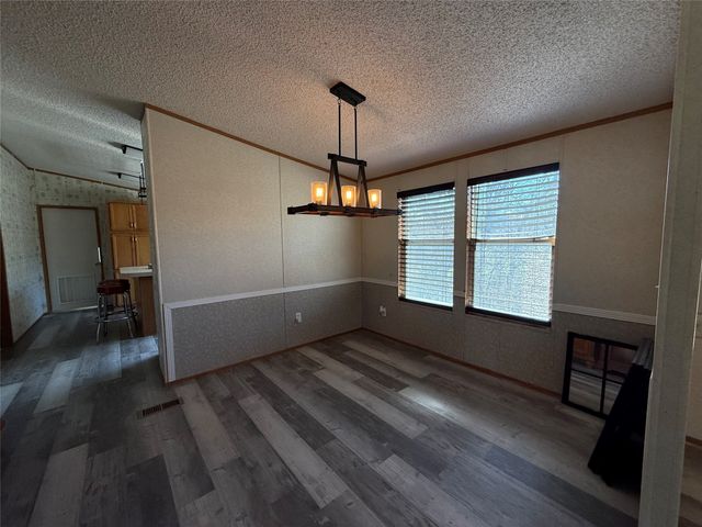 822 E FM 1187, Aledo, TX 76008