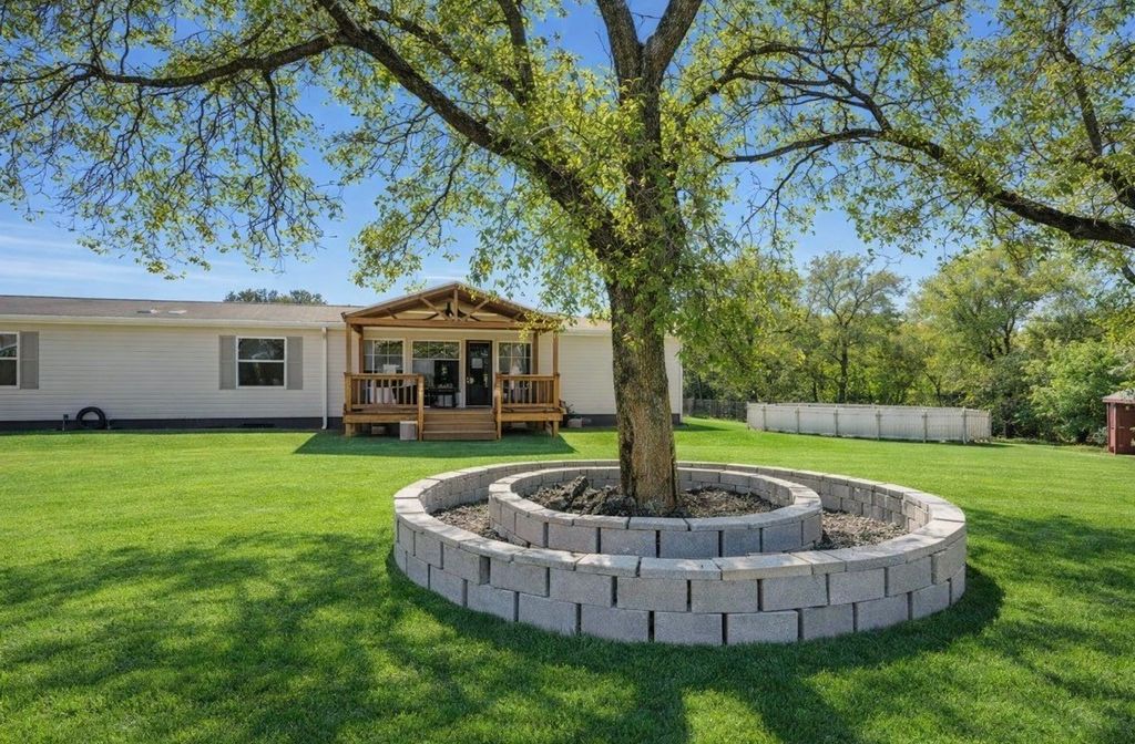 822 E FM 1187, Aledo, TX 76008