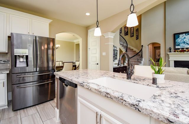 5910 Diamond Shadow Court, Richmond, TX 77469