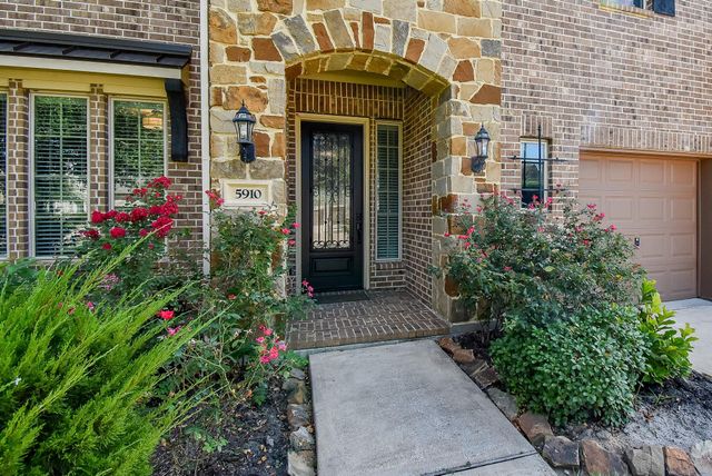5910 Diamond Shadow Court, Richmond, TX 77469