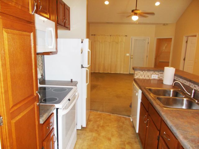 501 Caraway Ct, Dickson, TN 37055